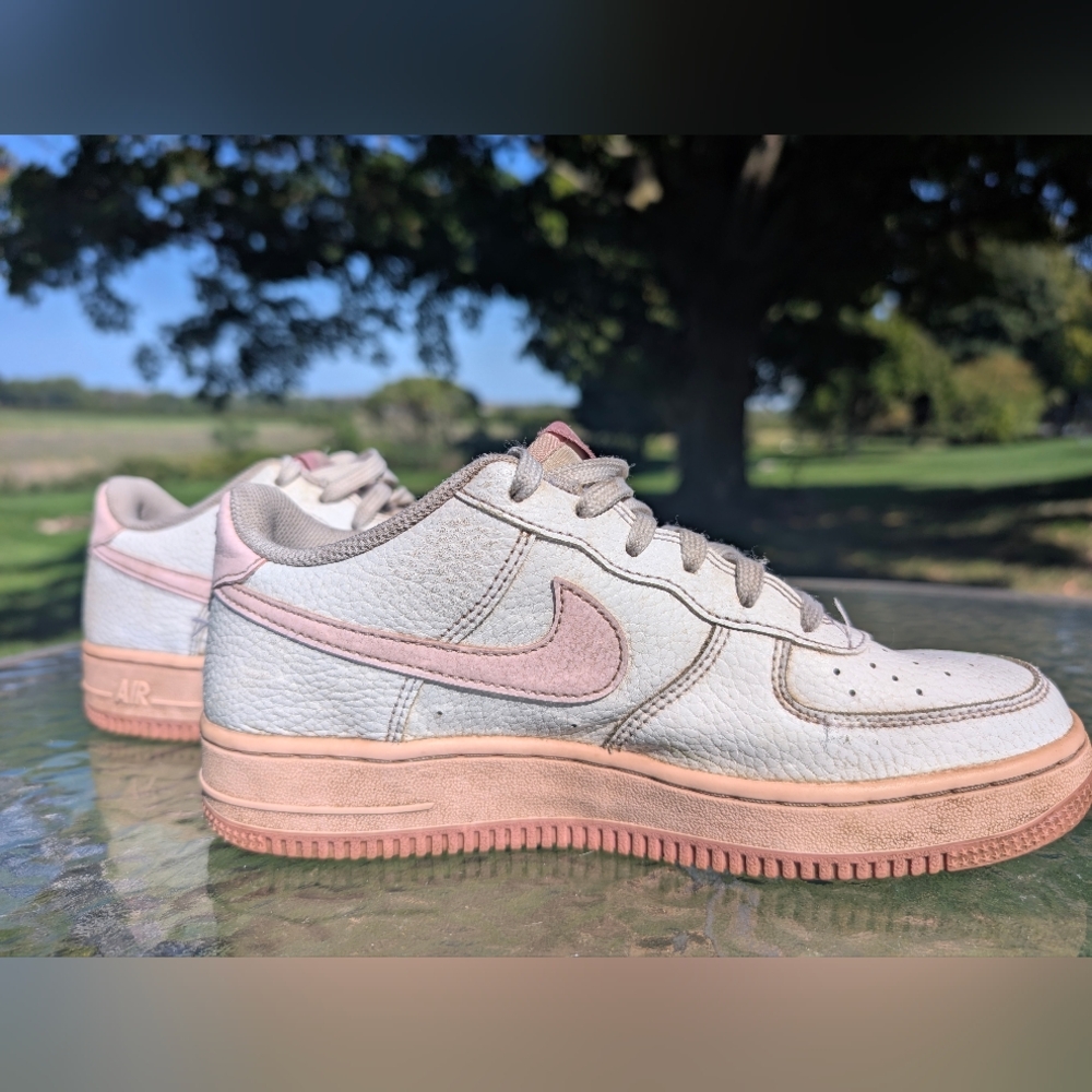 Nike Air Force 1 Low - Picture 3 of 7